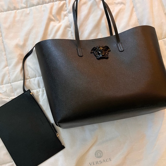 Brand New with Tags Authentic Versace Saffiano Palazzo Medusa Tote BLACK - Picture 5 of 7